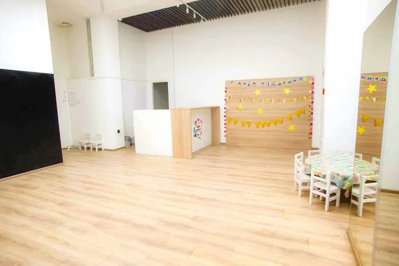 Светлая студия Kids Point на Мебельной улице